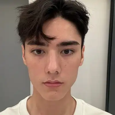董宏致